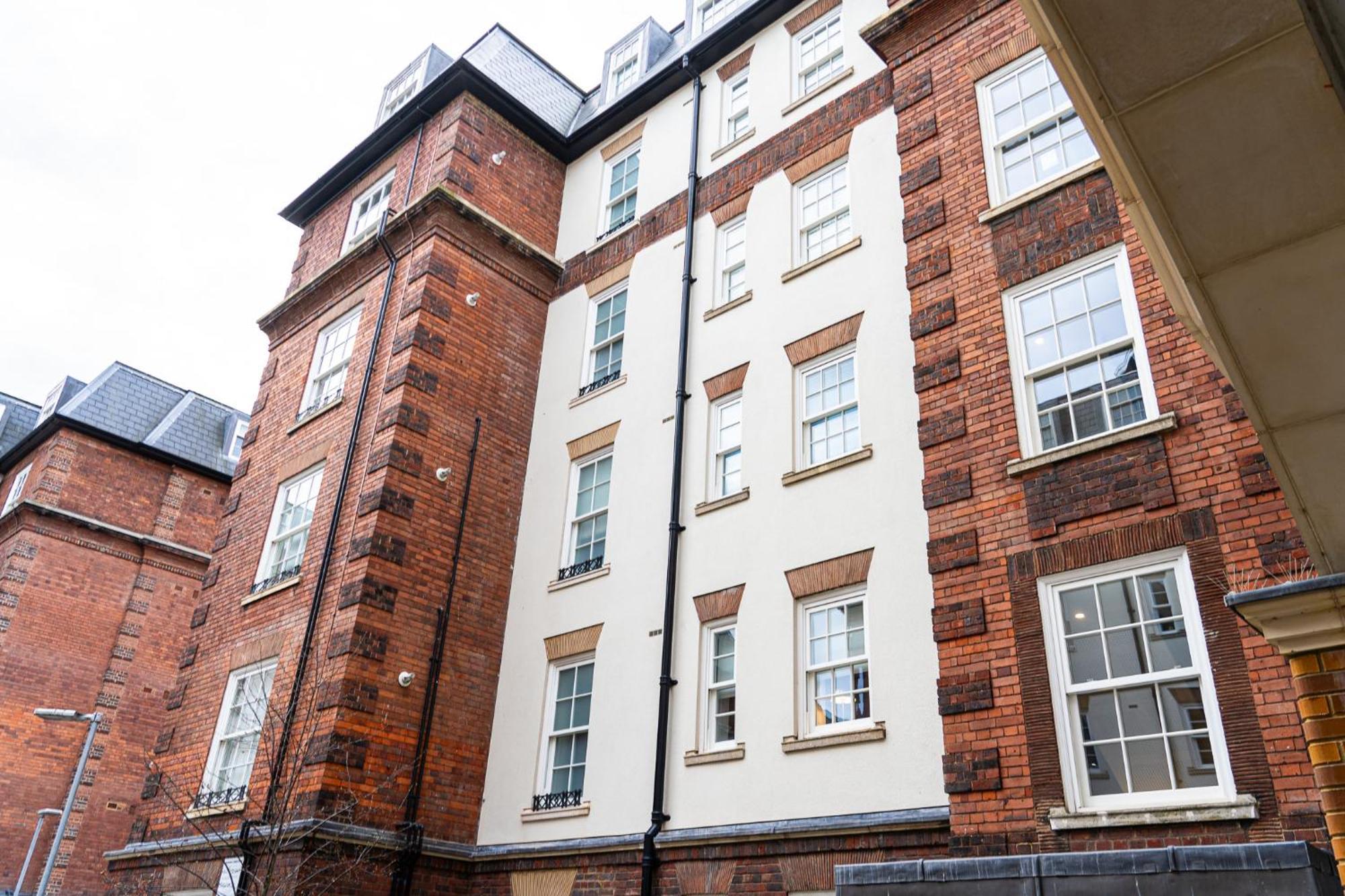 Modern 2-Bedroom, 2-Bathroom Apartment In West Kensington Londres Exterior foto