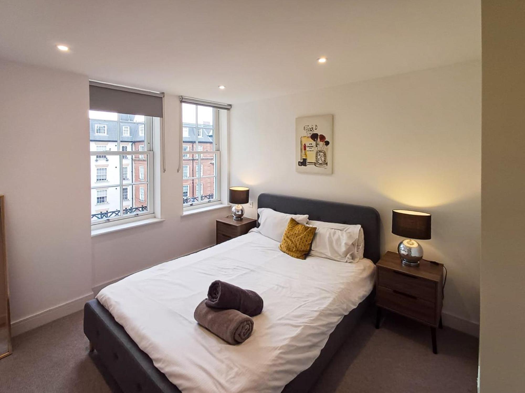 Modern 2-Bedroom, 2-Bathroom Apartment In West Kensington Londres Exterior foto